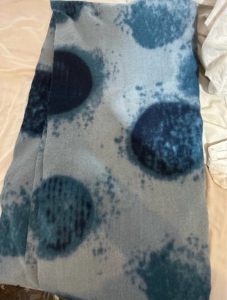 Bufanda con Estampado de Lunares azul