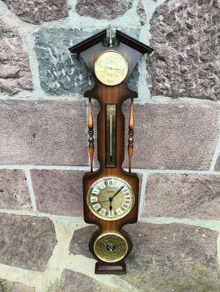 Reloj de Pared con Estación Meteorológica