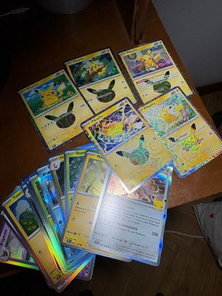 Lote Cartas Pokémon Pikachu y Bulk 30 Aniversario