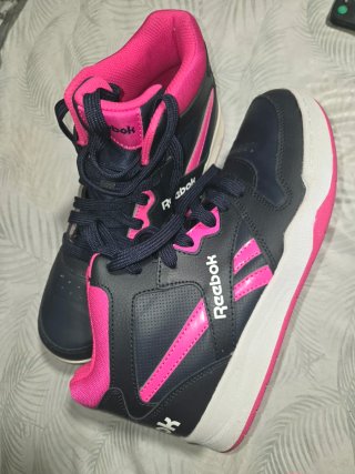 Zapatillas Reebok Negras y Rosas