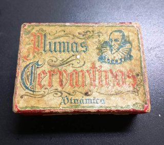 Caja de Plumas Cervantinas (plumines para tinta)