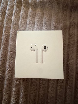 Auriculares Apple Airpods V4 (SIN cancelacion de ruido) [PO241959]