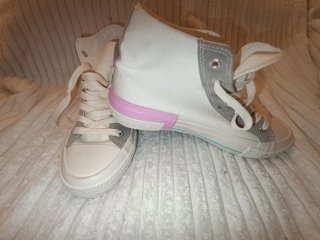 Zapatillas Altas Blancas y Rosas