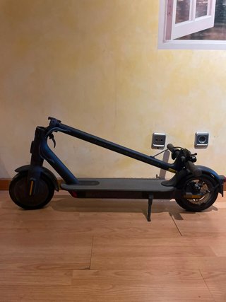 Patinete Eléctrico Mi Electric Scooter Essential