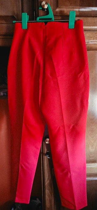 Pantalón de vestir rojo