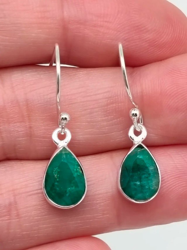 Pendientes de Plata de Ley 925 y Esmeralda
