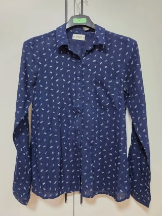 Camisa Manga Larga Azul Marino Estampada Talla XS