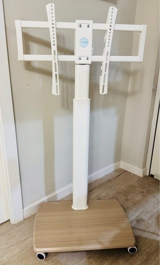 Soporte TV FITUEYES Blanco con Ruedas