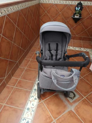 Carrito de Bebé Chicco Gris