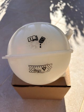 Bote de expansión para refrigerante golf iv