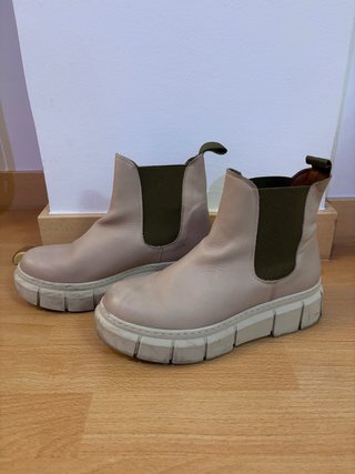 Botines Chelsea Beige con Plataforma chunky