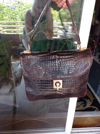 Bolso Vintage LOEWE Piel de Cocodrilo auténtico.