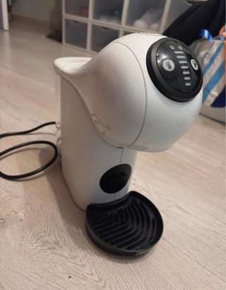 Cafetera Dolce Gusto Genio S Blanca