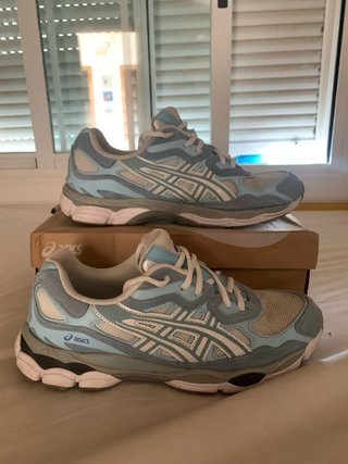 Zapatillas Asics Gel NYC Azules( precio negociable