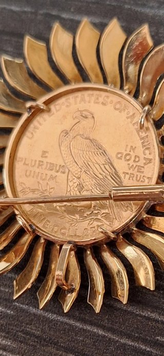 Broche Colgante Sol Oro 18K  Moneda 5$ 1909