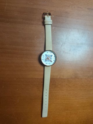 Reloj Parfois Beige