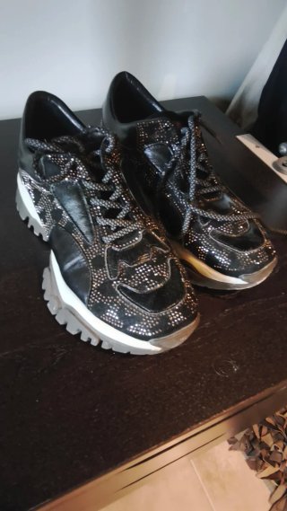 Preciosas sneakers EXé