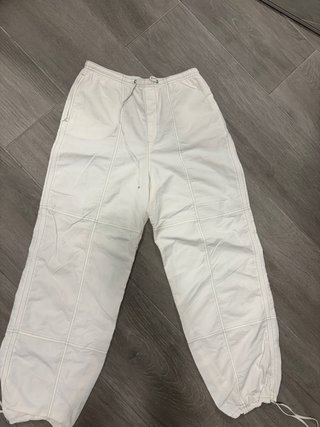 Pantalones cargo Zara blancos
