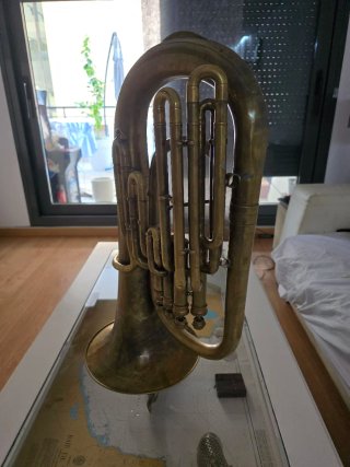 Bombardino de Metal
