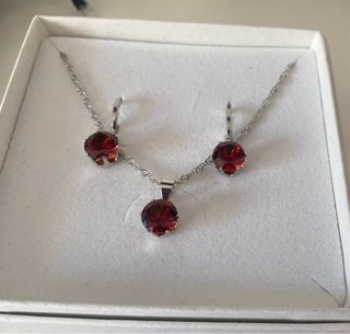 Conjunto de Collar con Pendientes circonita ROJO