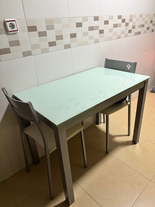 Conjunto Mesa de Cocina Extensible y 2 Sillas
