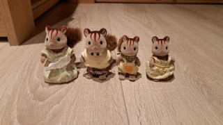 Familia Ardilla Sylvanian Families
