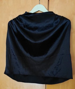 Blusa Negra Elegante