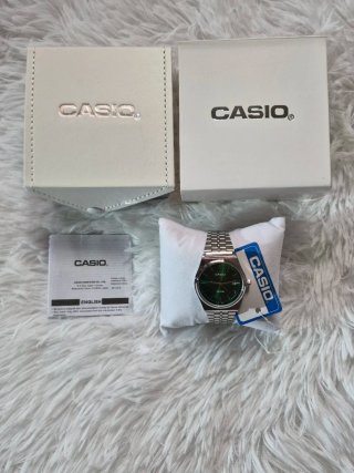 Reloj Casio Vintage MTP-B145 Esfera Verde