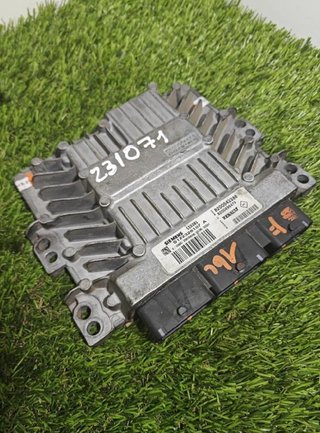 Renault 231071 centralita motor s122326107 megane