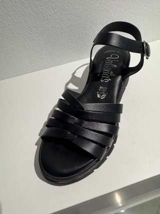 Sandalias Negras Valeria's T. 36