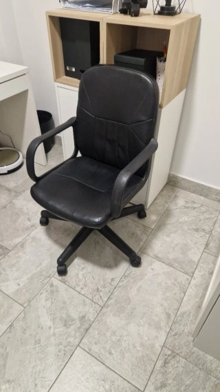 Silla de escritorio negra