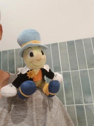 Peluche Pepito Grillo con Imán para Hombro