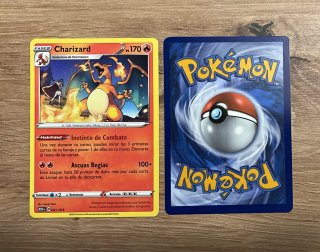 Carta Pokémon Charizard