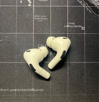 AirPods Pro 2 (Solo Auriculares)