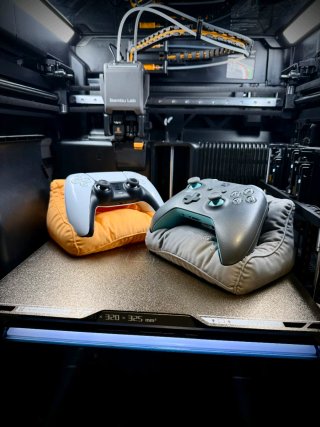 Soportes tipo cojín para mandos PS5 y Xbox