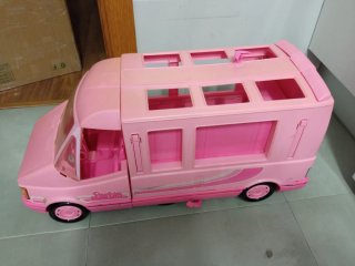 Barbie Magic van