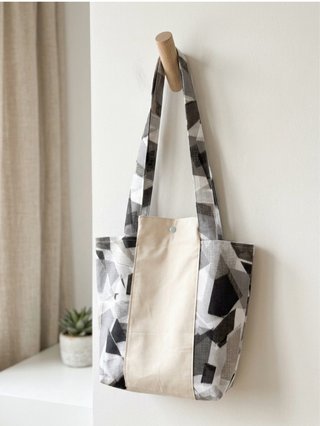 Bolso de Tela Estampado Geométrico