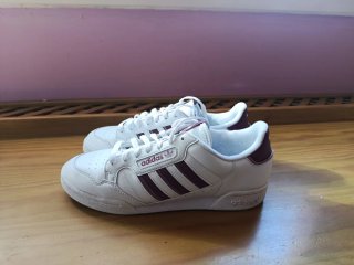 Zapatillas Adidas Continental 80. Usadas una vez