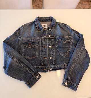 Cazadora vaquera corta Zara