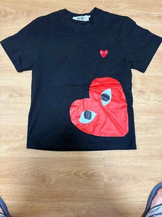 Camiseta Comme des Garçons PLAY Negra