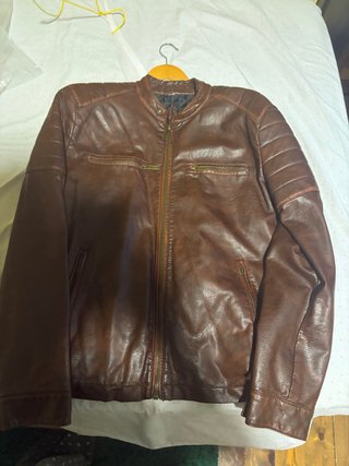 cazadora poli piel zara nueva talla M hombre