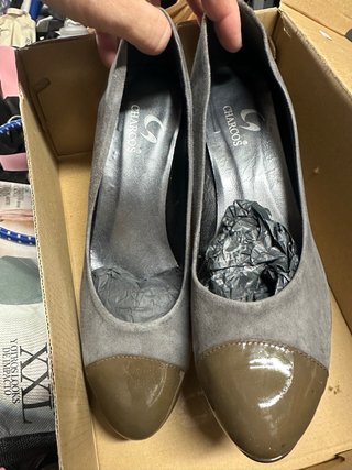 Zapatos de tacón Charcos