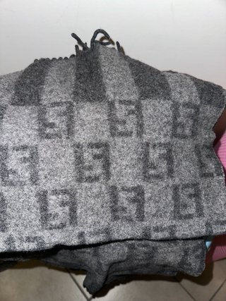 Sciarpa Fendi Grigia
