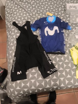 Equipación Ciclismo Movistar Team XXS