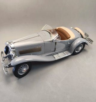 Duesenberg 1:18