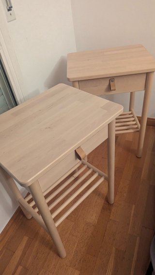 2 Mesitas de noche IKEA de madera BJÖRKSNÄS