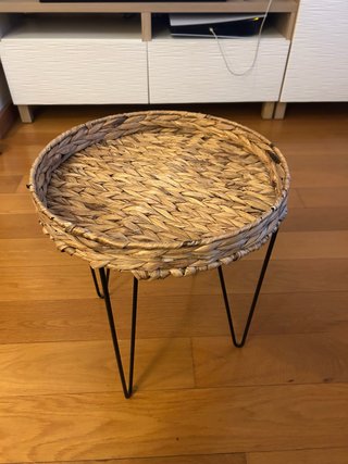 Mesinha de Apoio em Palhinha