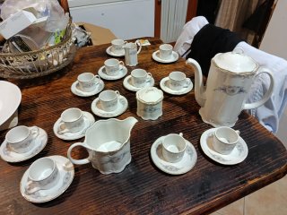 Juego de Café de Porcelana (12 Servicios)