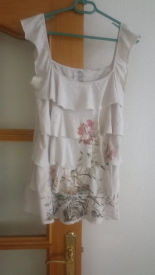 Camiseta tirantes con volantes talla M