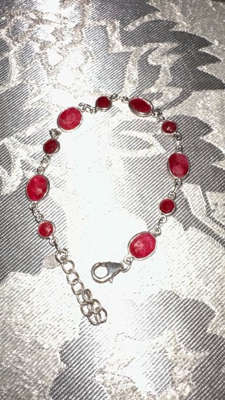 Pulsera de Plata de Ley con Rubíes